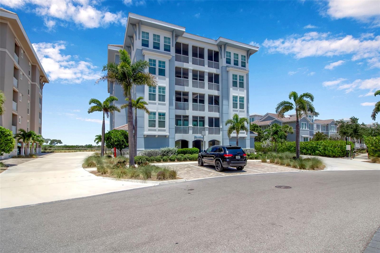 Photo of 376 ARUBA CIR #301