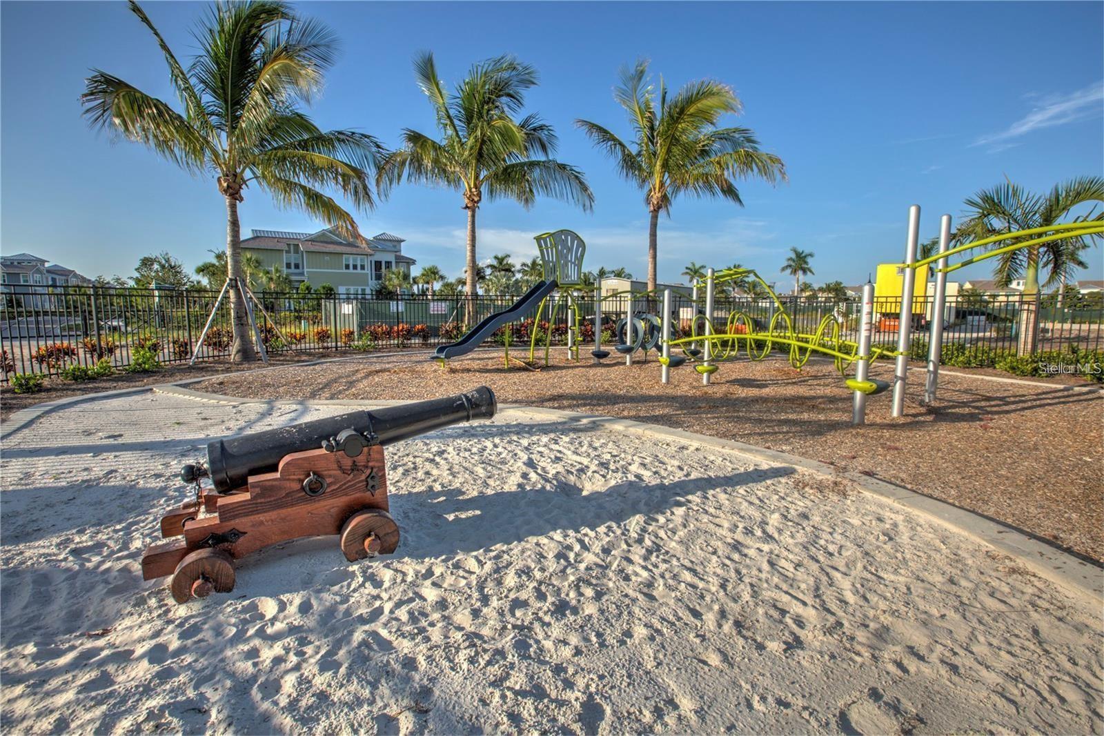 Photo 4 of 376 ARUBA CIR #301