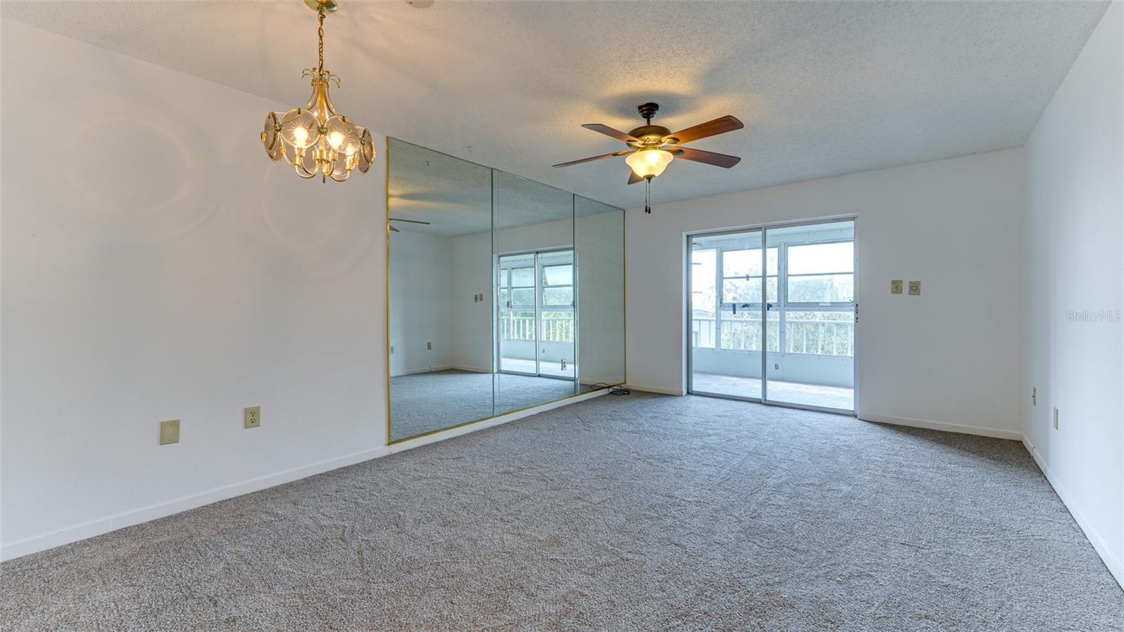 Photo 4 of 202 47TH AVENUE DR W #333