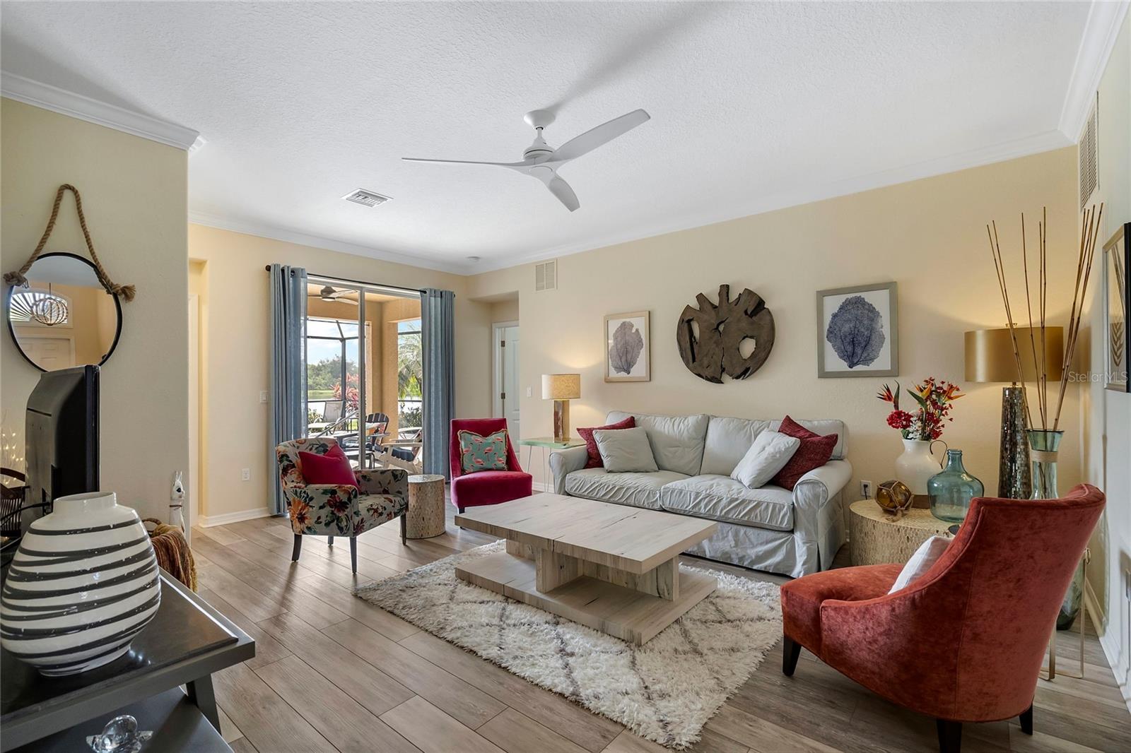 Photo 6 of 427 RIVER ENCLAVE CT