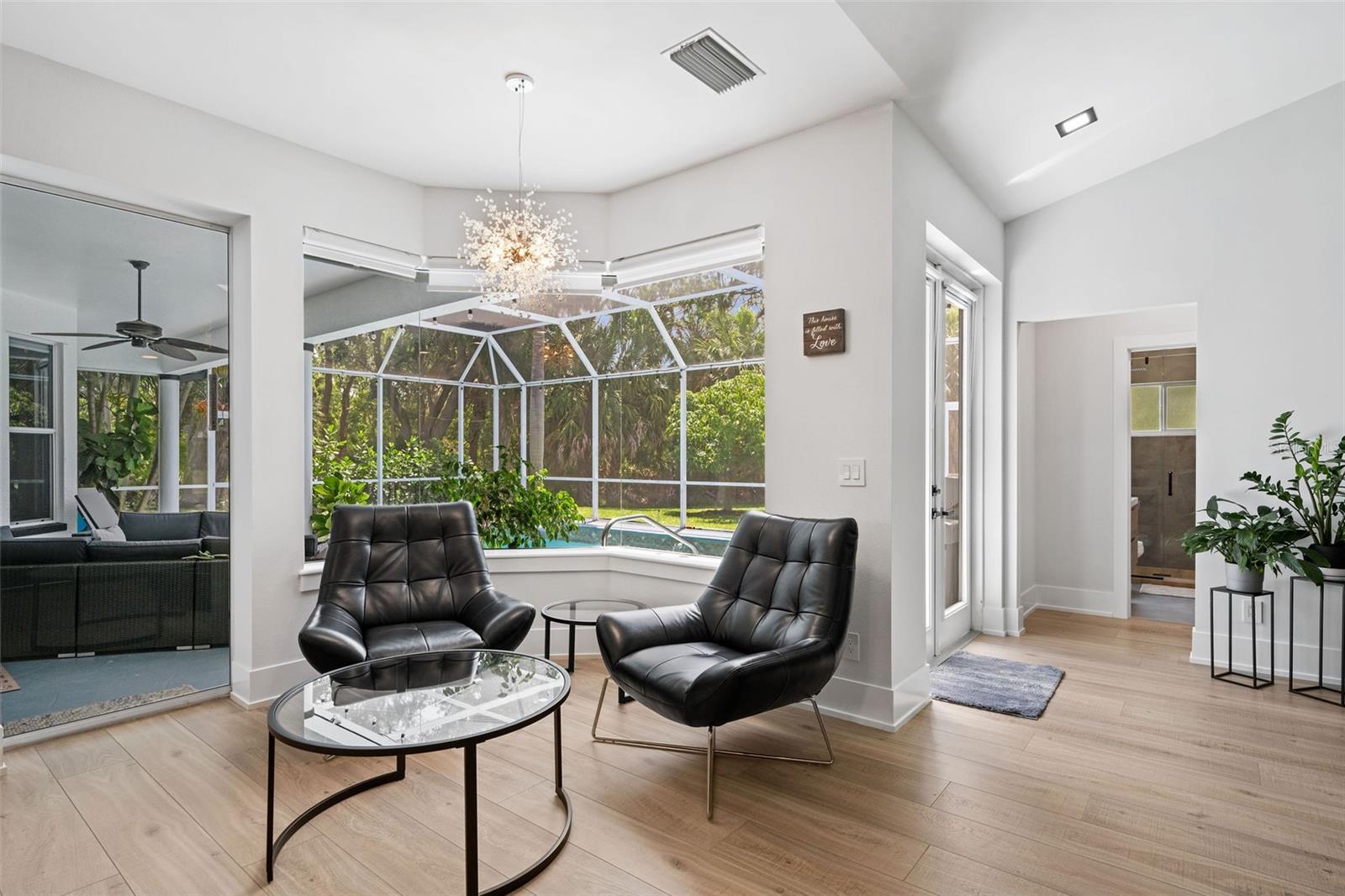 Photo 6 of 5285 FAR OAK CIR
