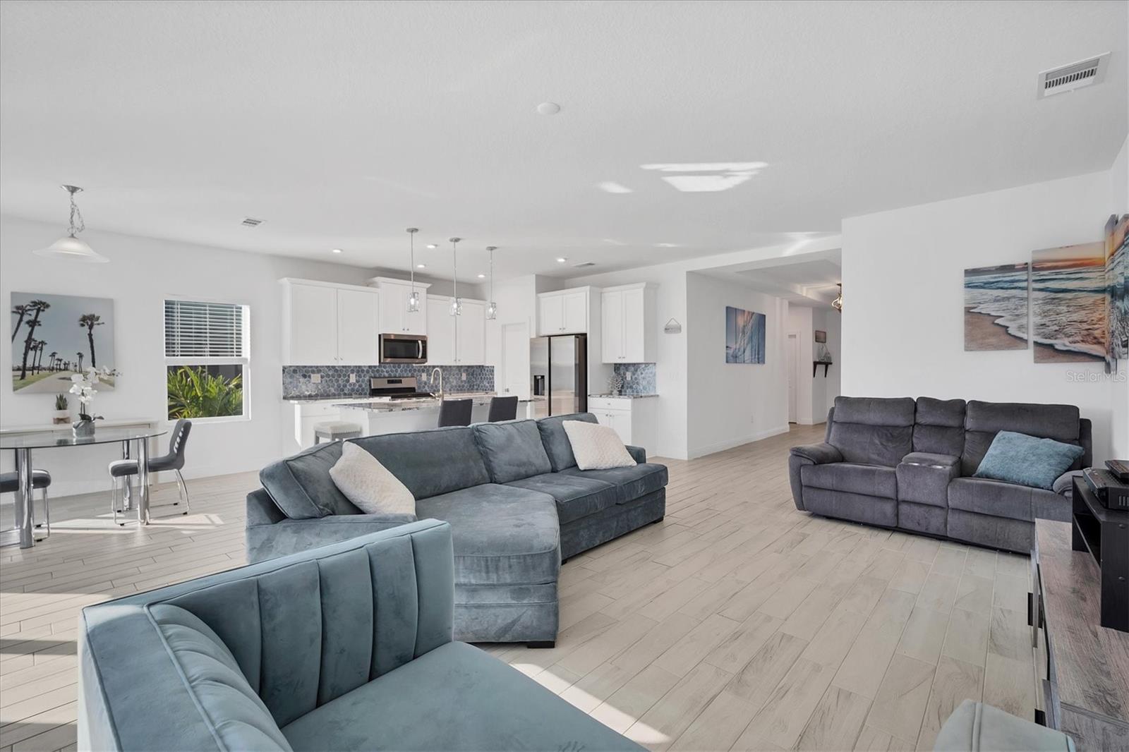 Photo of 5415 LIMELIGHT DR
