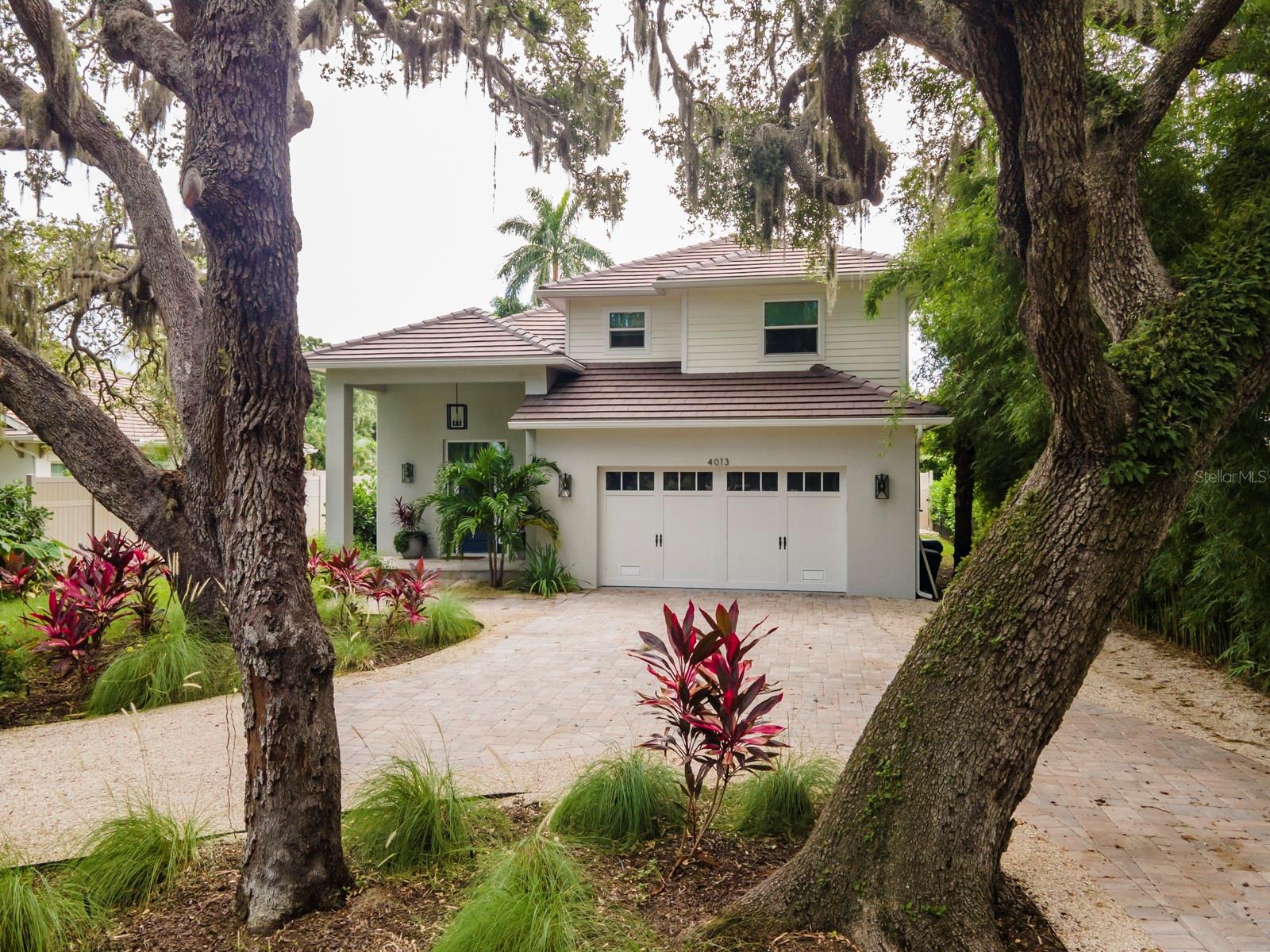 Photo of 4013 RED ROCK LN