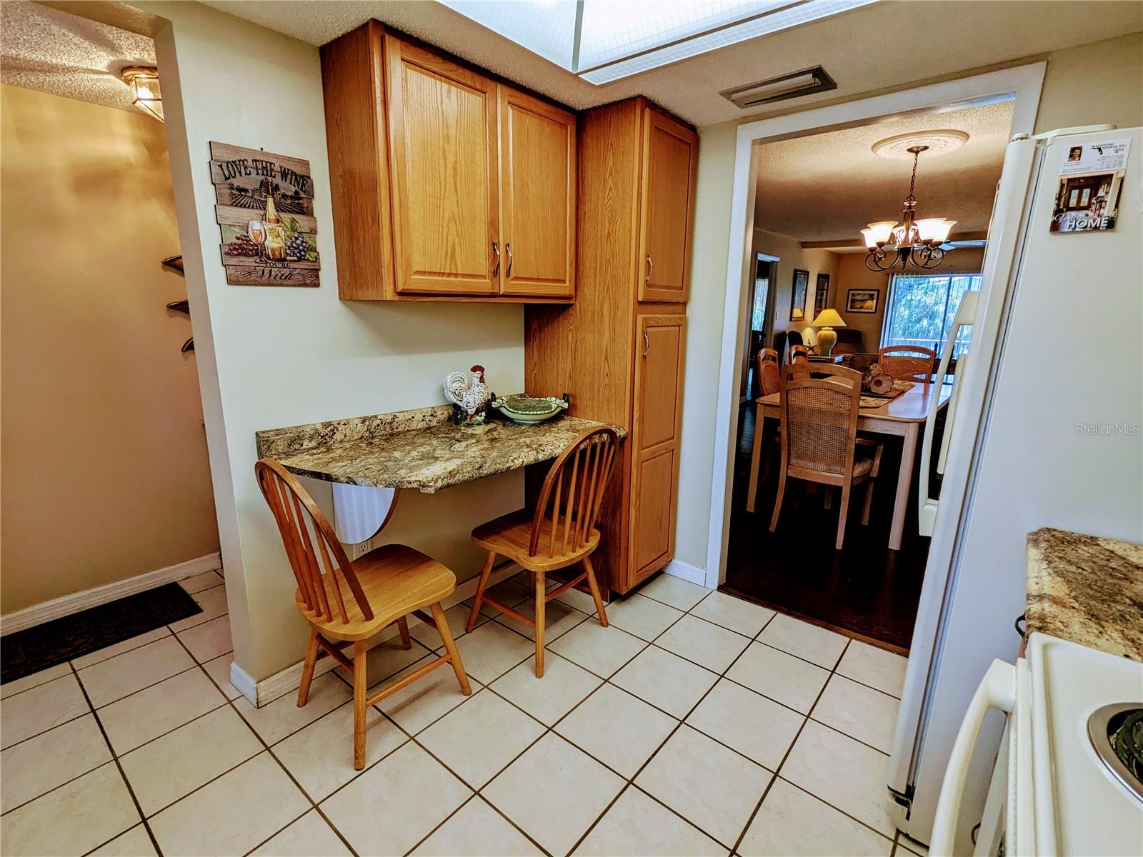 Photo 5 of 3608 LAKE BAYSHORE DR #K-225