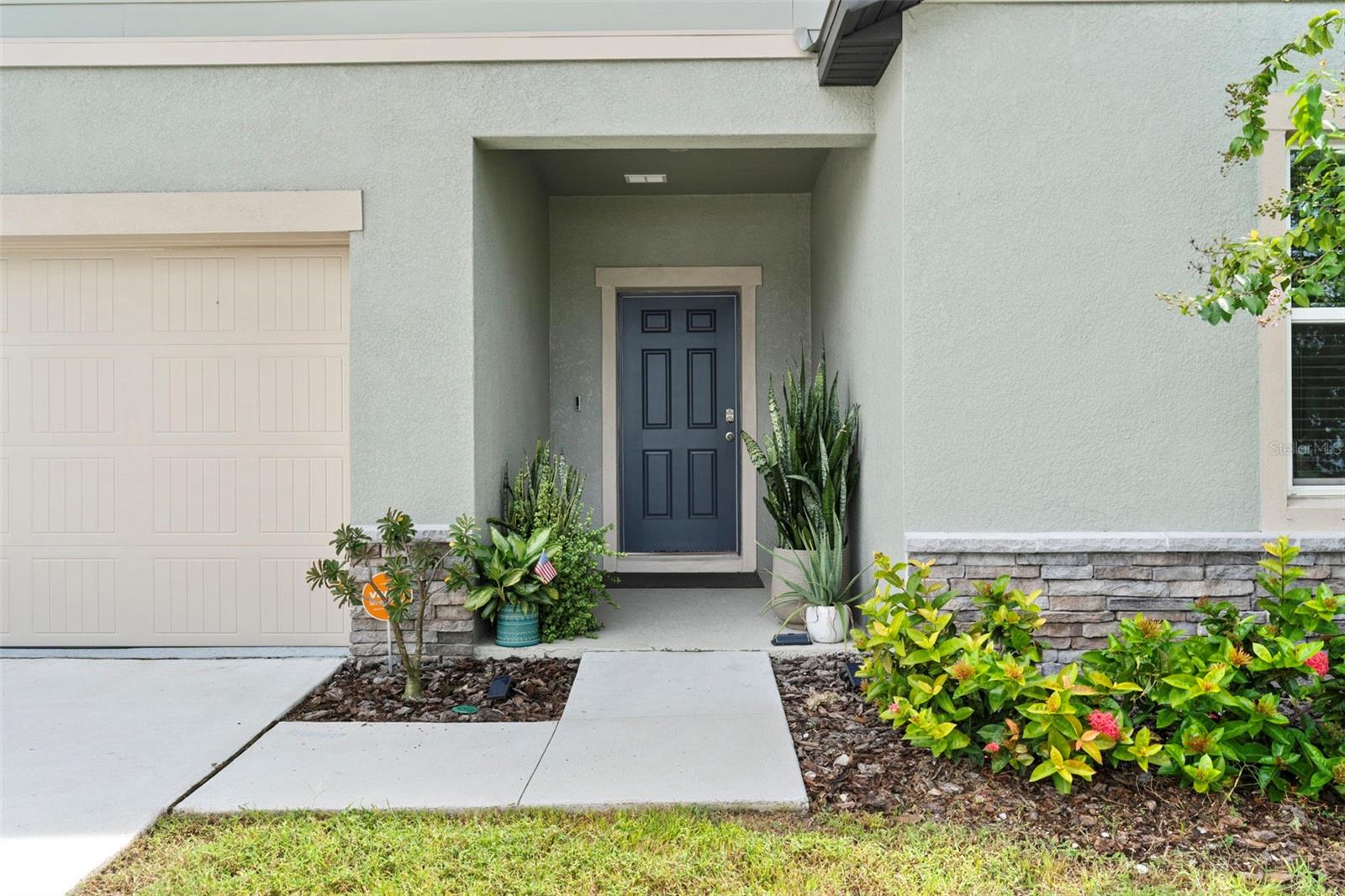 Photo 4 of 654 OCEAN SPRAY DR