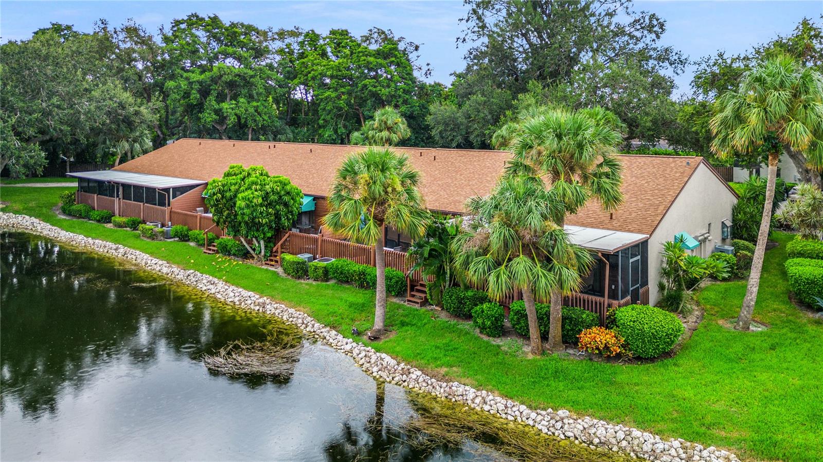 Photo 3 of 4602 PARK LAKE TER N