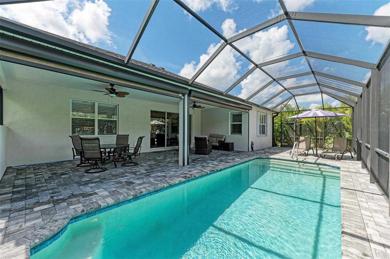 Photo 4 of 12105 GOLDENROD AVE
