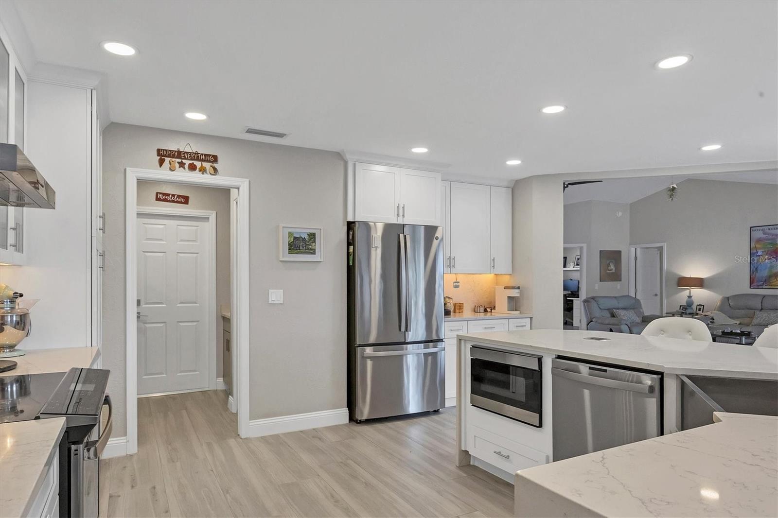 Photo 6 of 6414 GLEN ABBEY LN