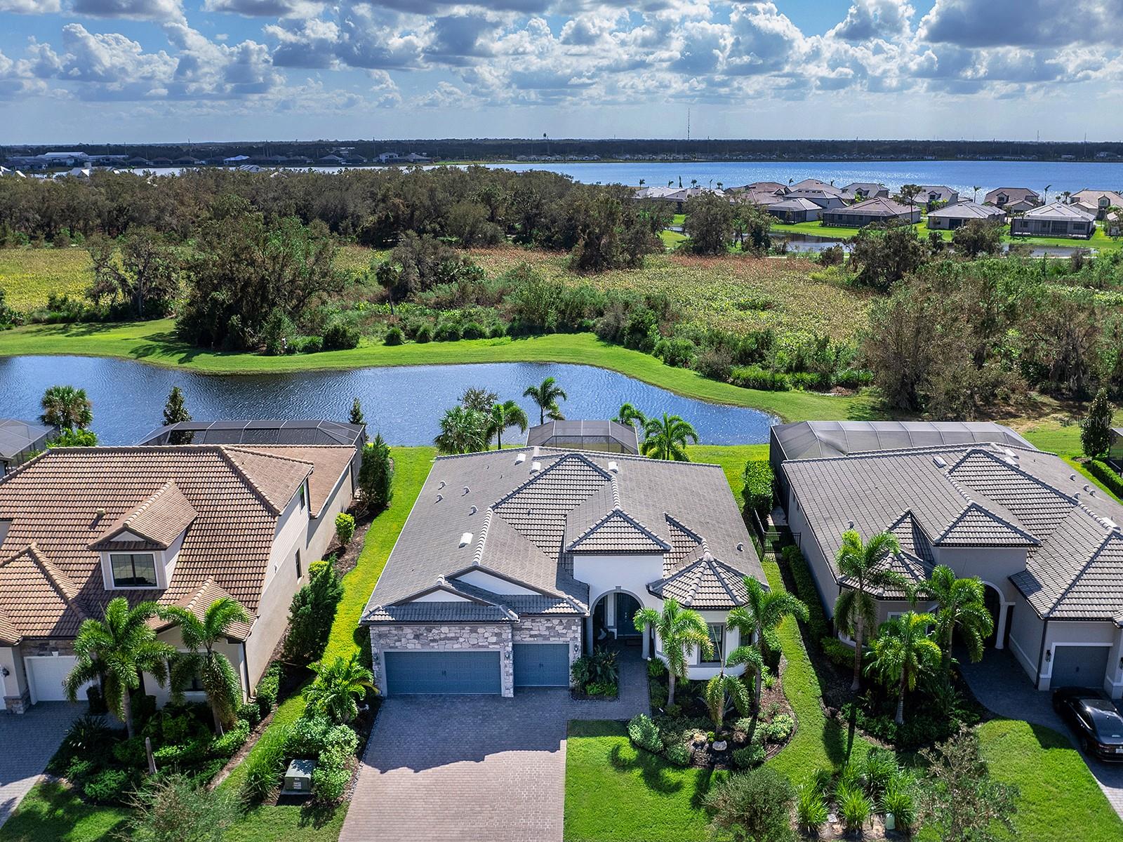 Photo of 7989 GRANDE SHORES DR