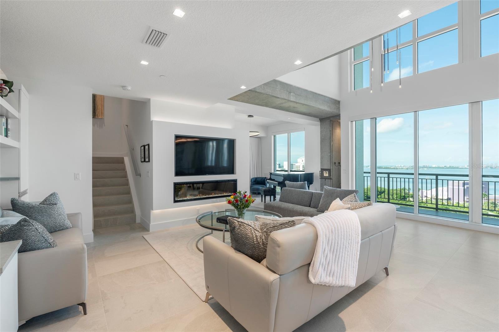 Photo 6 of 800 N TAMIAMI TRL #1603