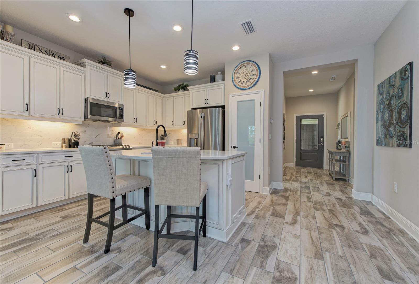 Photo 6 of 228 SAREZZO CIR