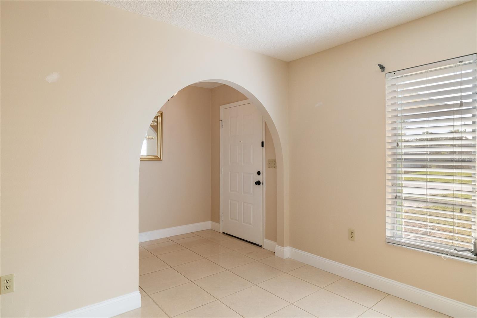 Photo 6 of 21024 BAFFIN AVE