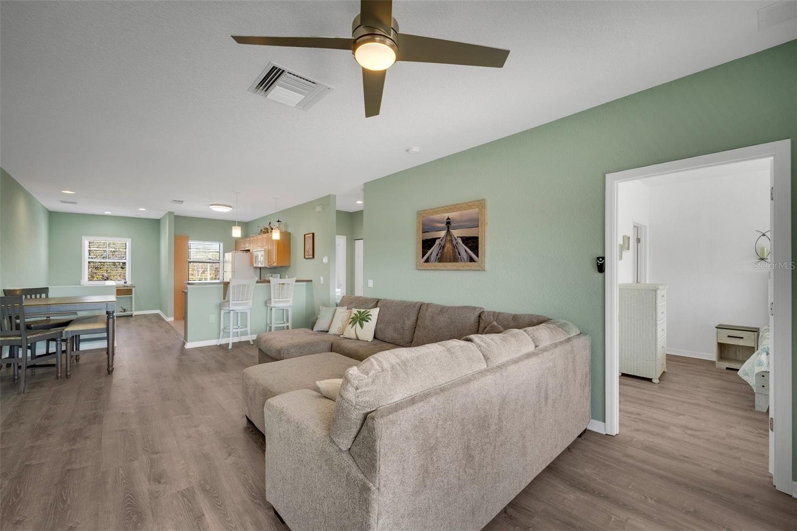 Photo 2 of 3919 CAPE HAZE DR #506