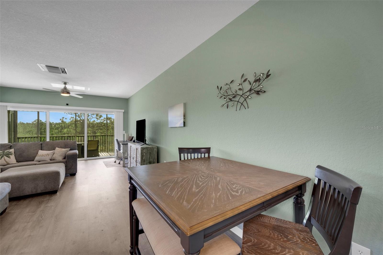 Photo 7 of 3919 CAPE HAZE DR #506