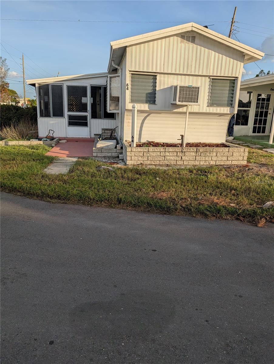 Photo of 10315 Cortez Rd W 64-5 in BRADENTON, FL