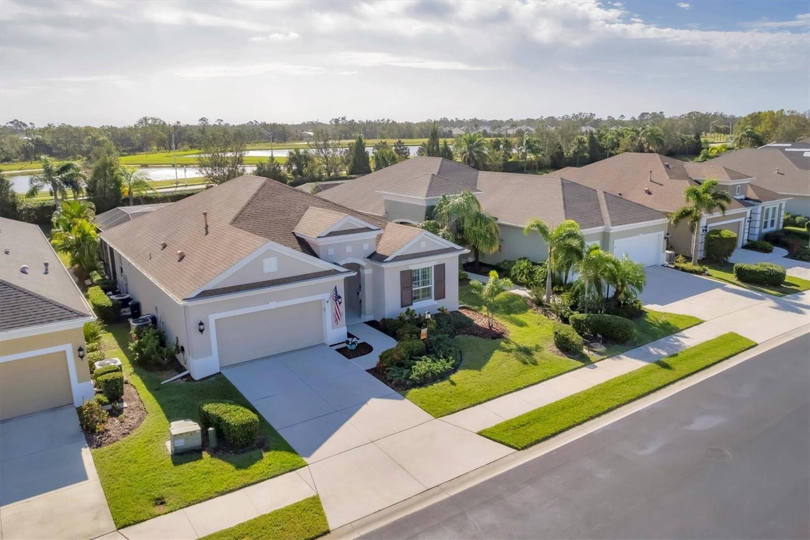 Photo of 12706 LAKE SILVER AVE