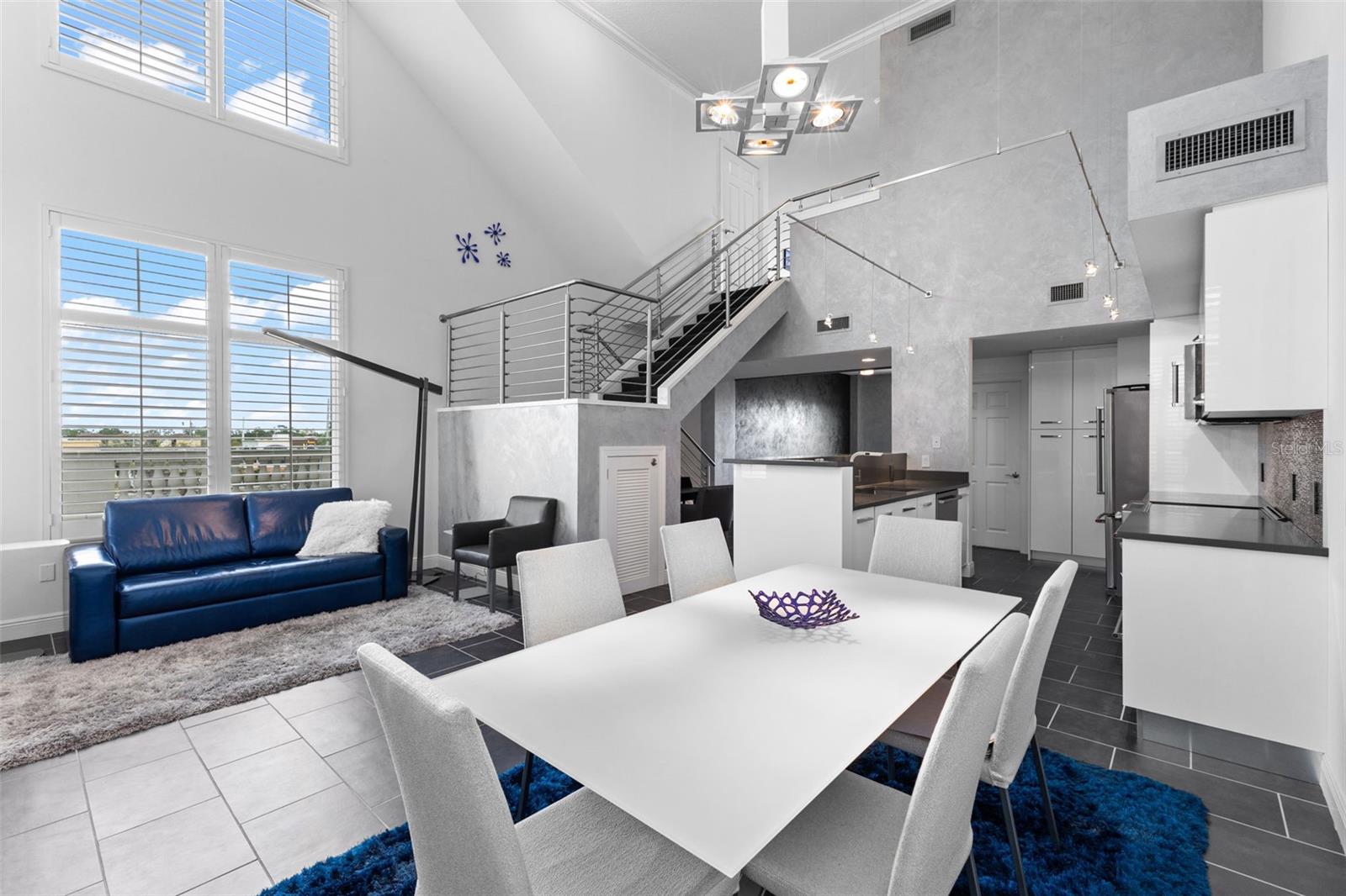 Photo 2 of 800 N TAMIAMI TRL #321