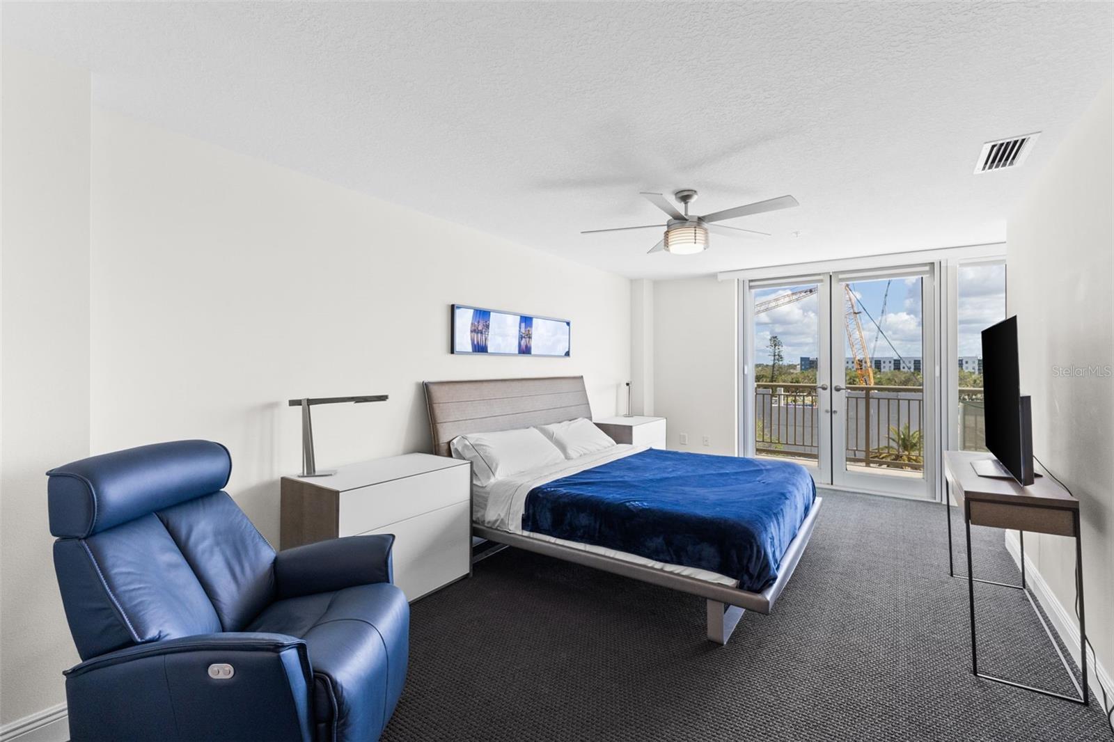 Photo 5 of 800 N TAMIAMI TRL #321