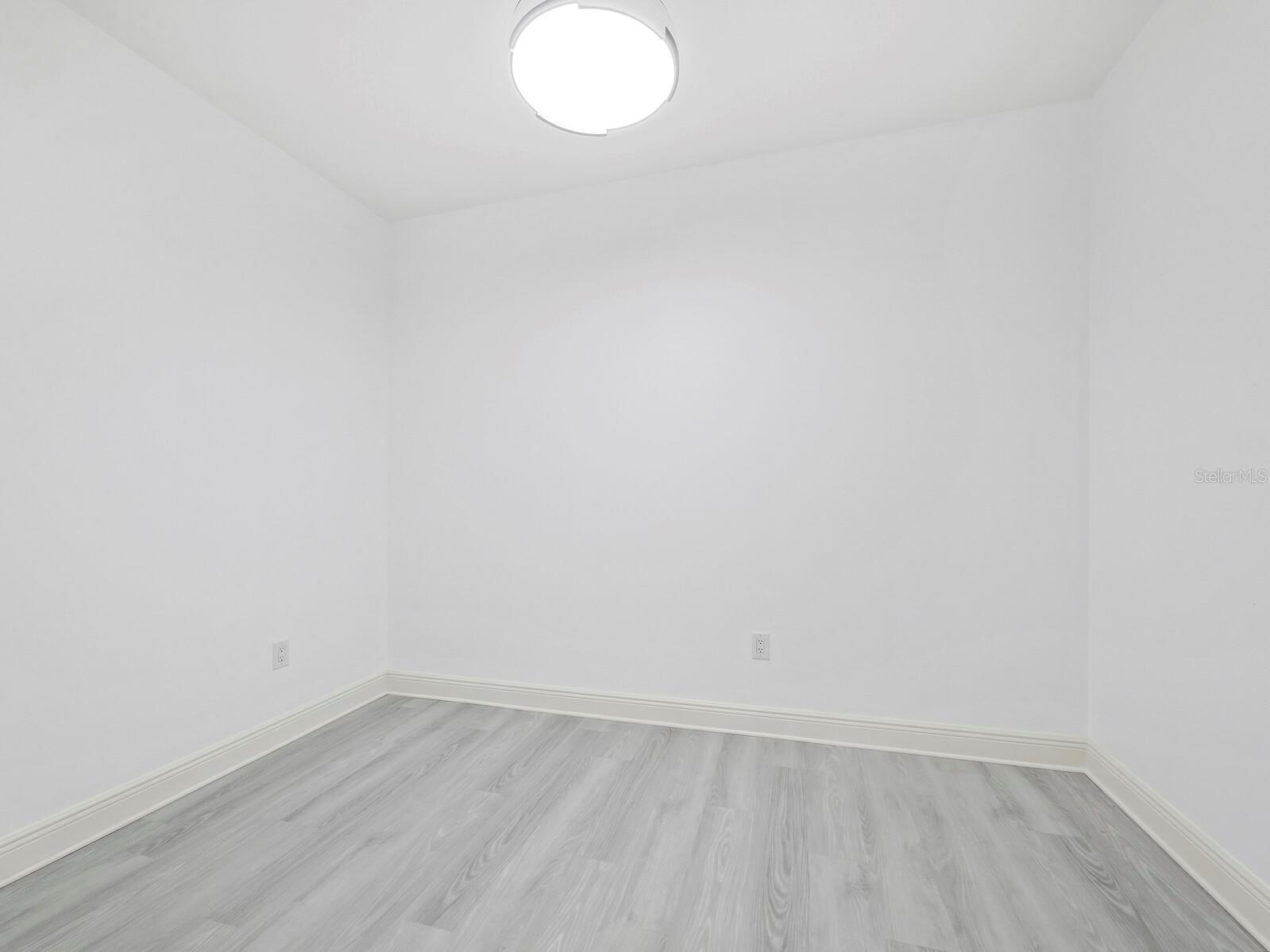 Photo 5 of 800 N TAMIAMI TRL #307