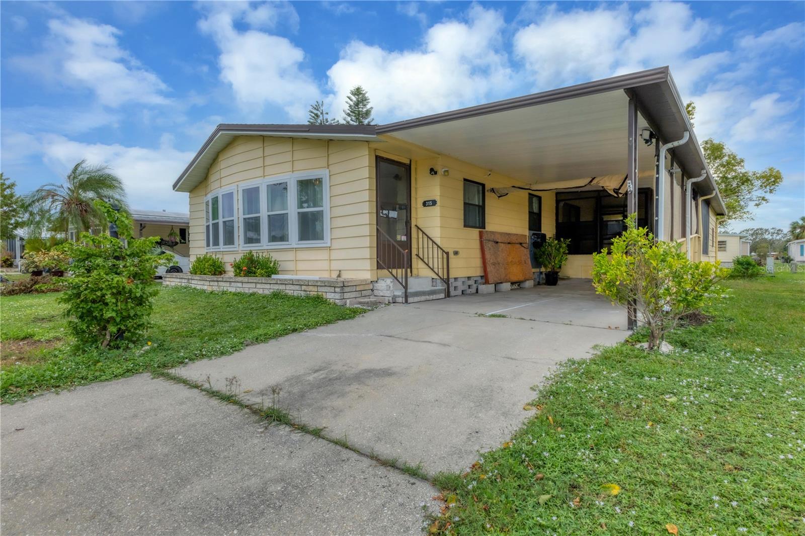 Photo 3 of 6710 36TH AVE E #315