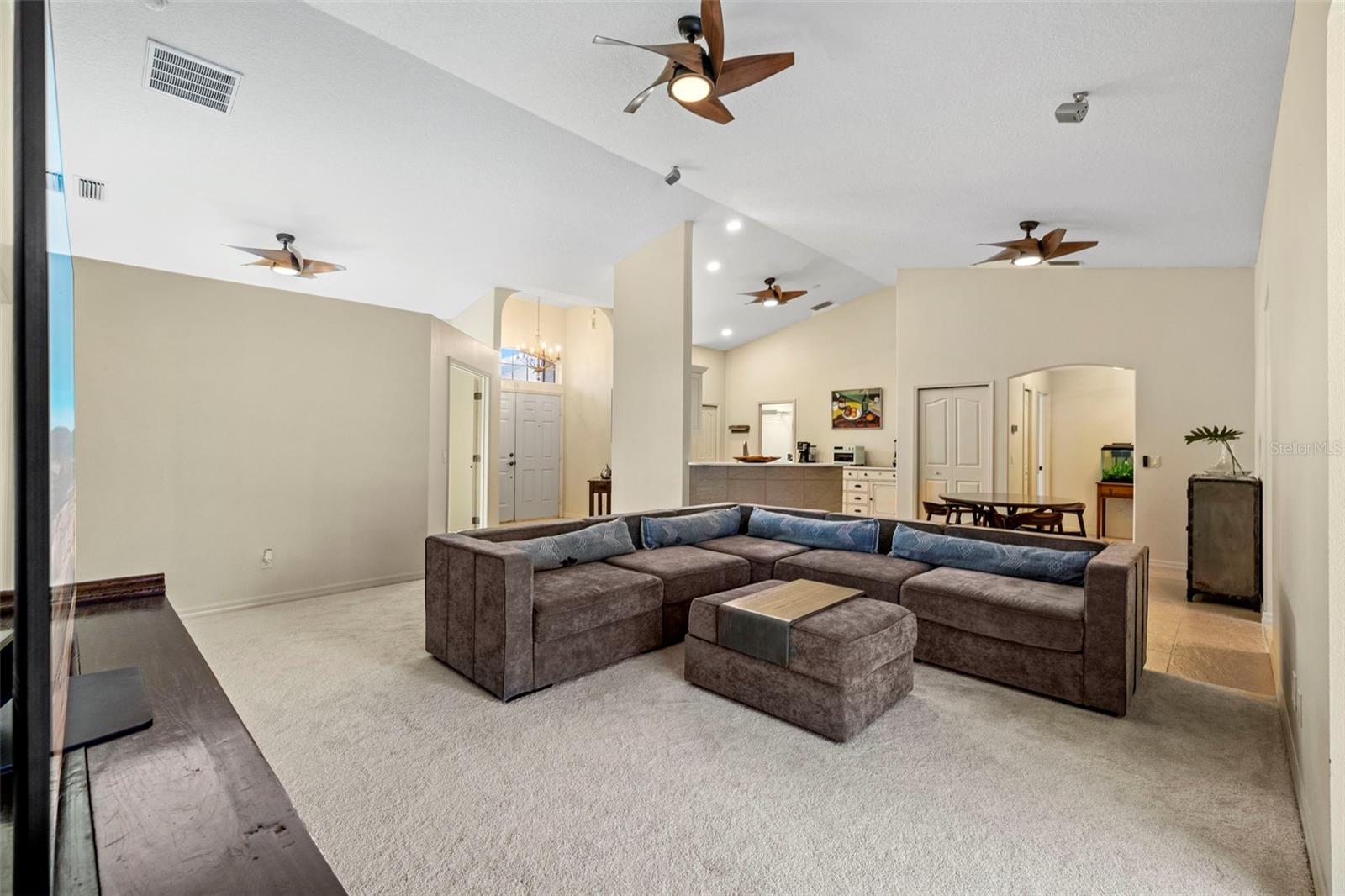 Photo 4 of 6223 90TH AVENUE CIR E