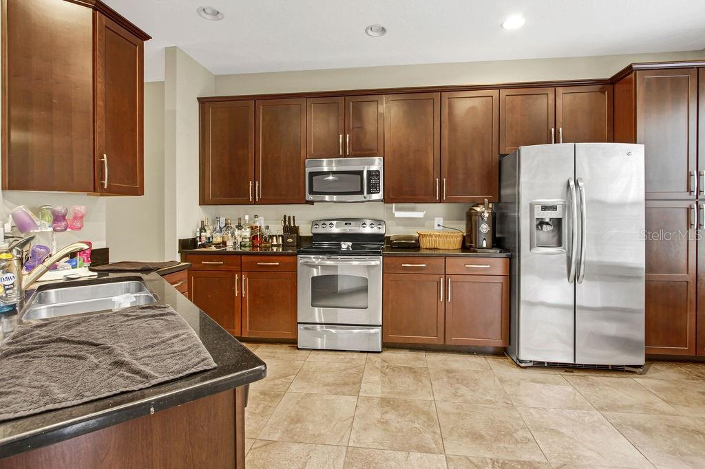 Photo 2 of 8277 VILLA GRANDE CT