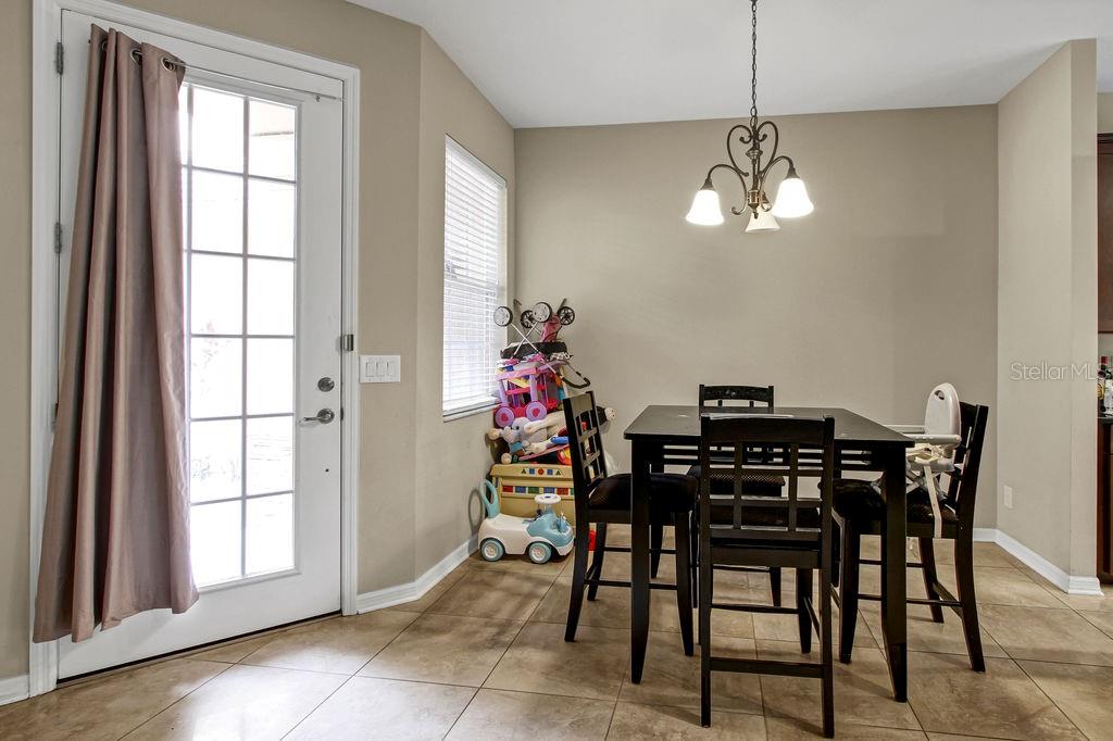 Photo 4 of 8277 VILLA GRANDE CT