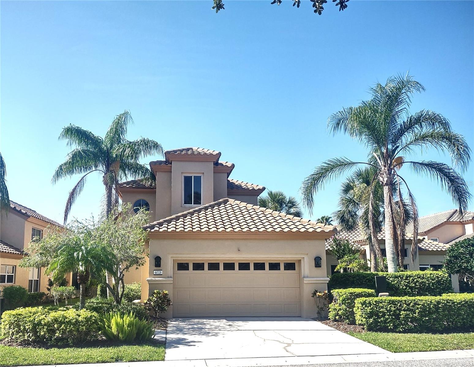 Photo 2 of 4028 MIRA LAGO DR