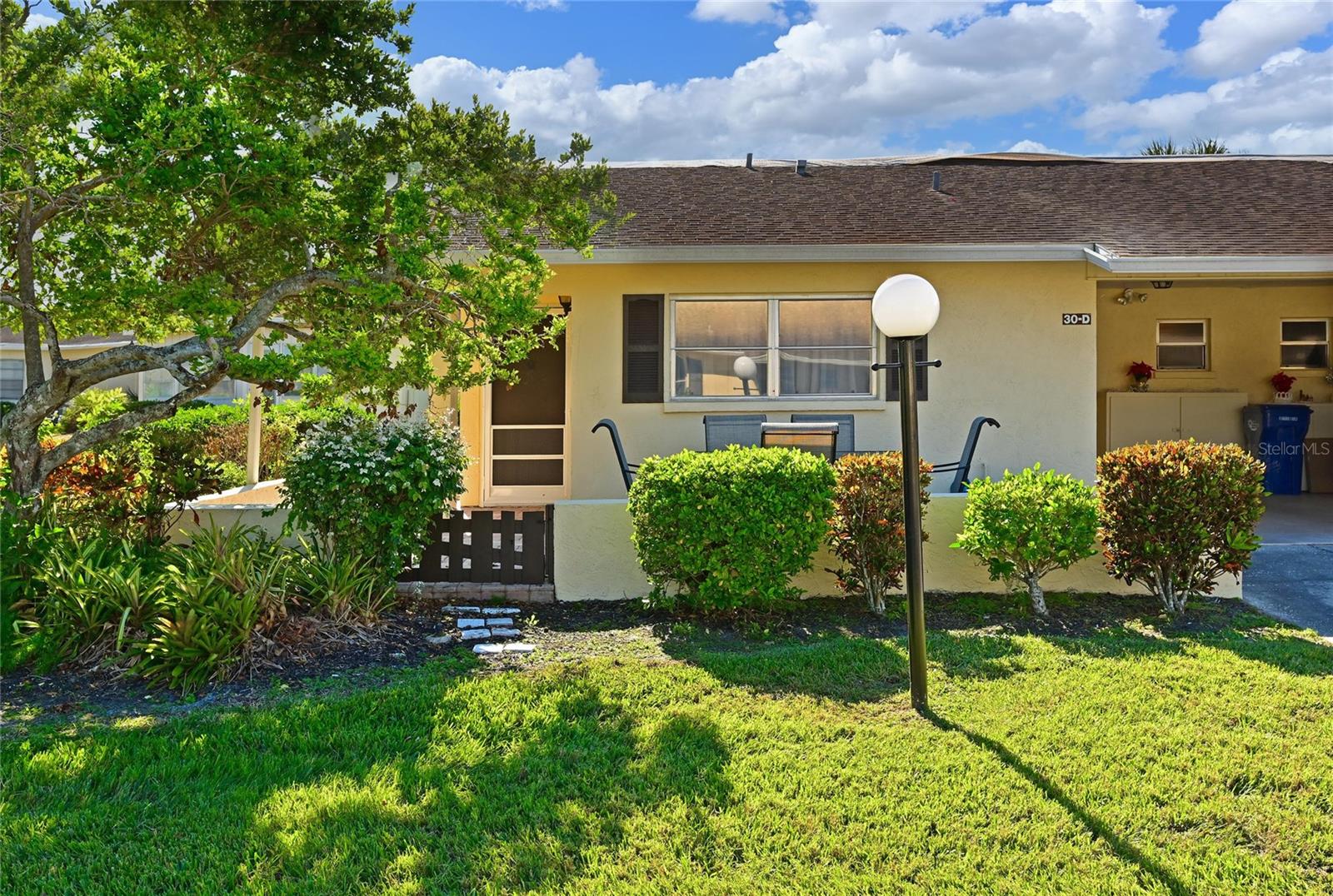 Photo 2 of 390 301 BLVD W #30D