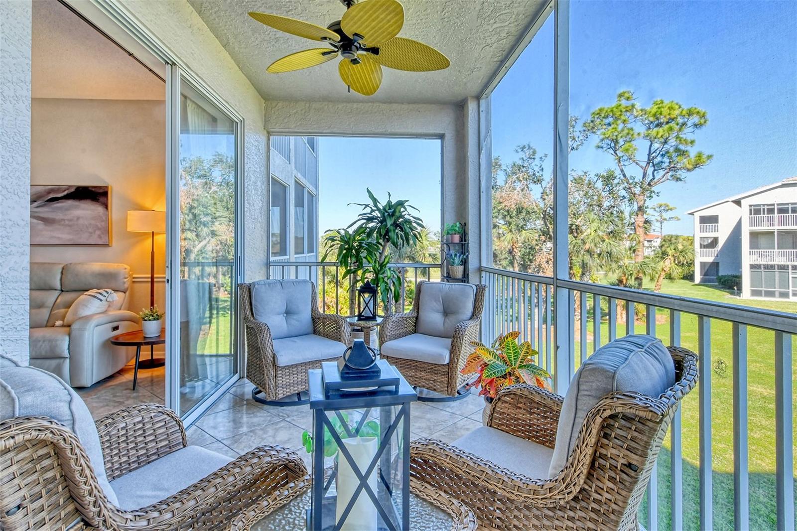 Photo 5 of 9620 CLUB SOUTH CIR #5209