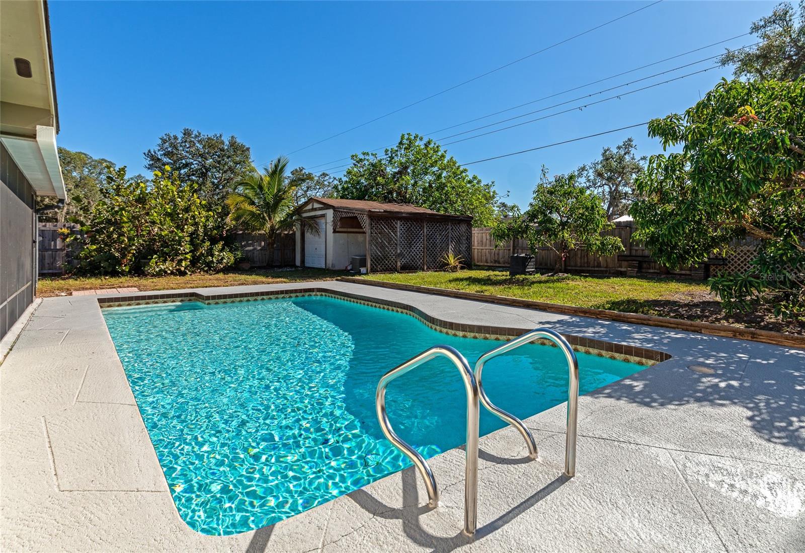 Photo 3 of 4914 SILK OAK DR