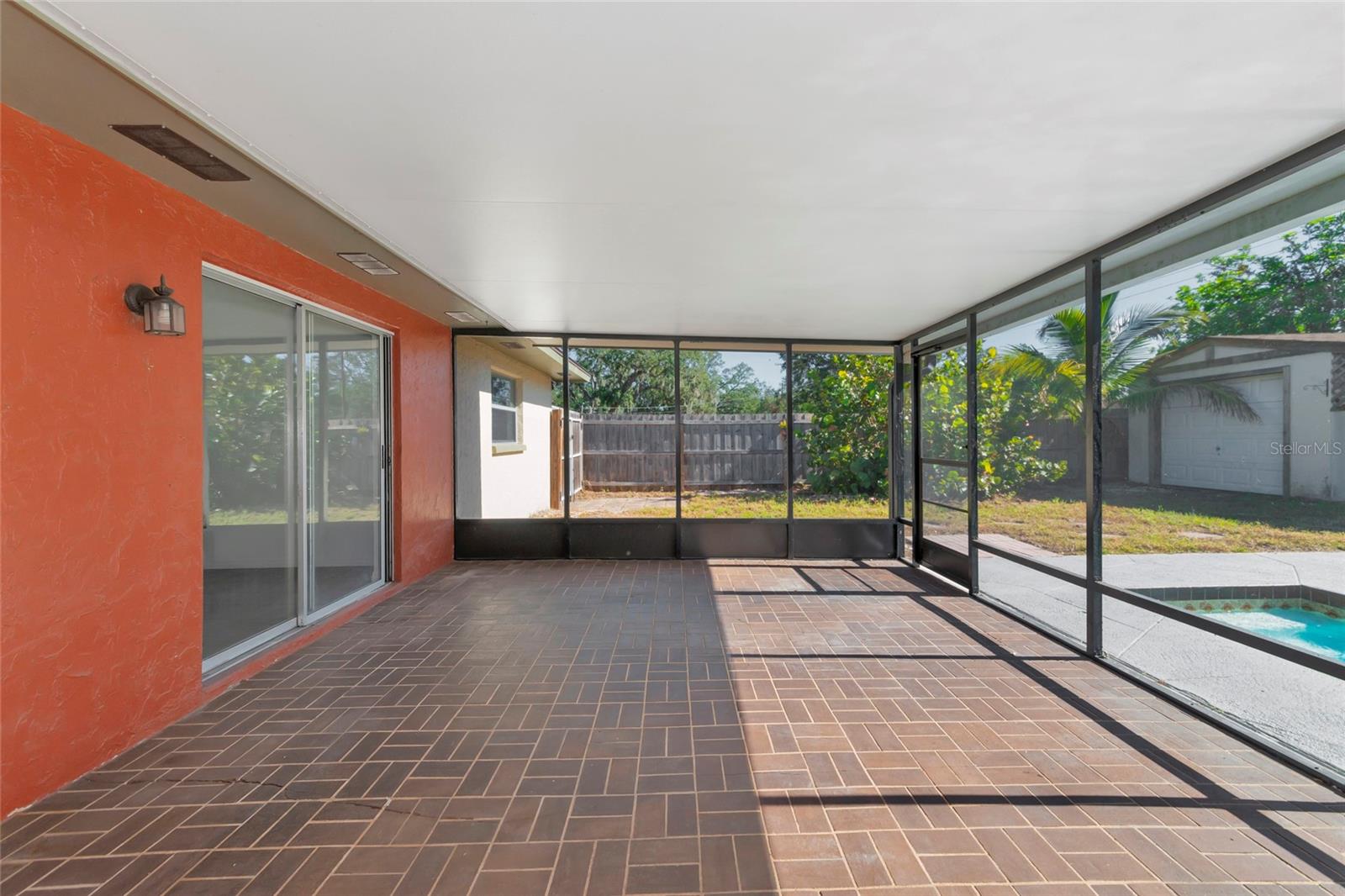 Photo 6 of 4914 SILK OAK DR