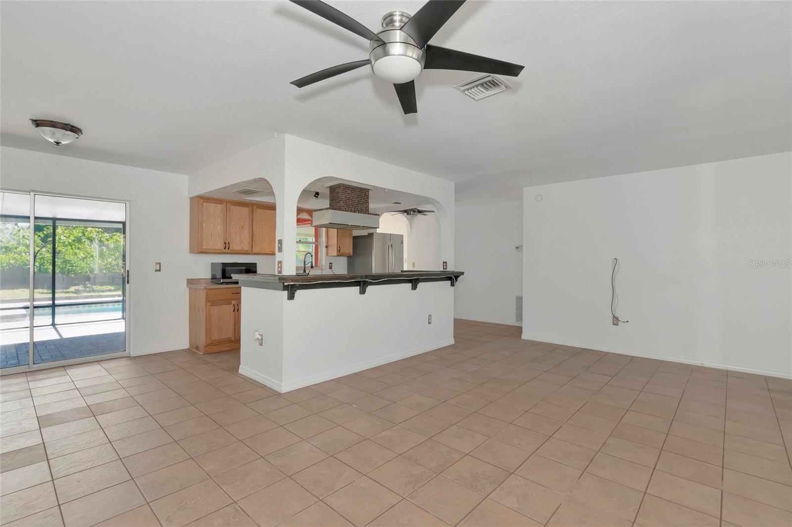 Photo 7 of 4914 SILK OAK DR