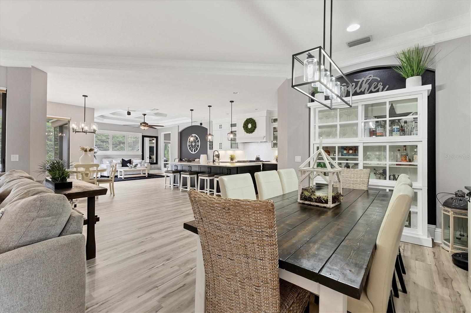 Photo 5 of 6670 COOPERS HAWK CT