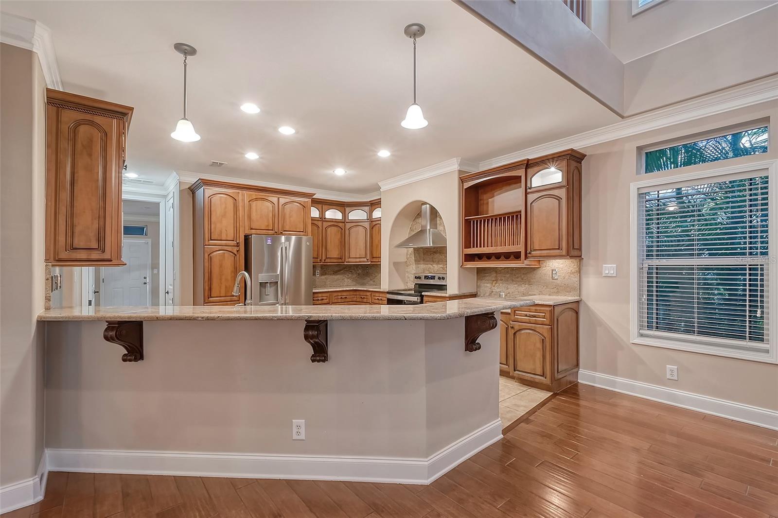 Photo 6 of 1732 HILLVIEW ST