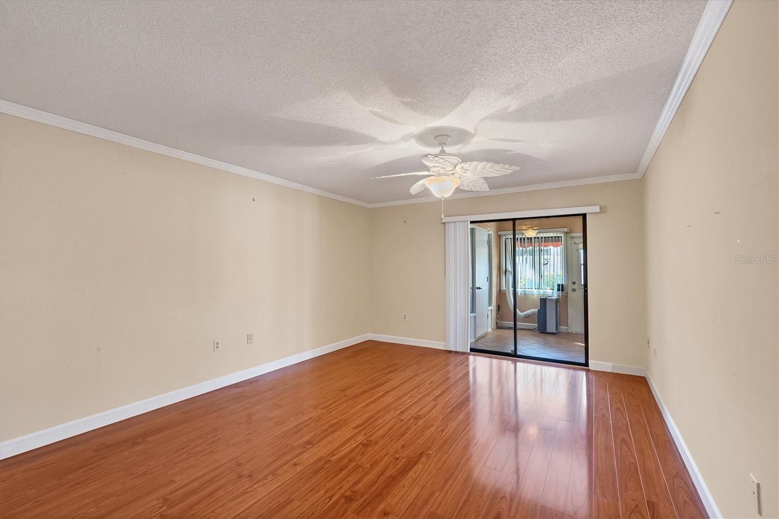 Photo 5 of 504 SPRING LAKES BLVD #504