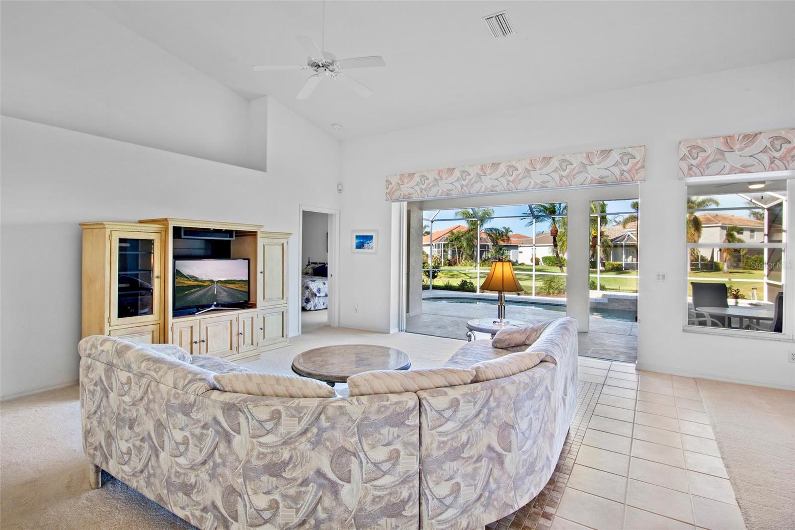 Photo 6 of 5115 TREESDALE CT