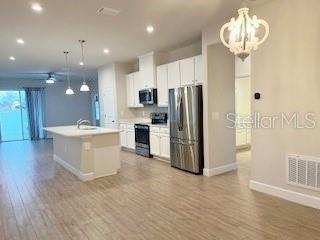 Photo 4 of 4627 PIPPIN LN