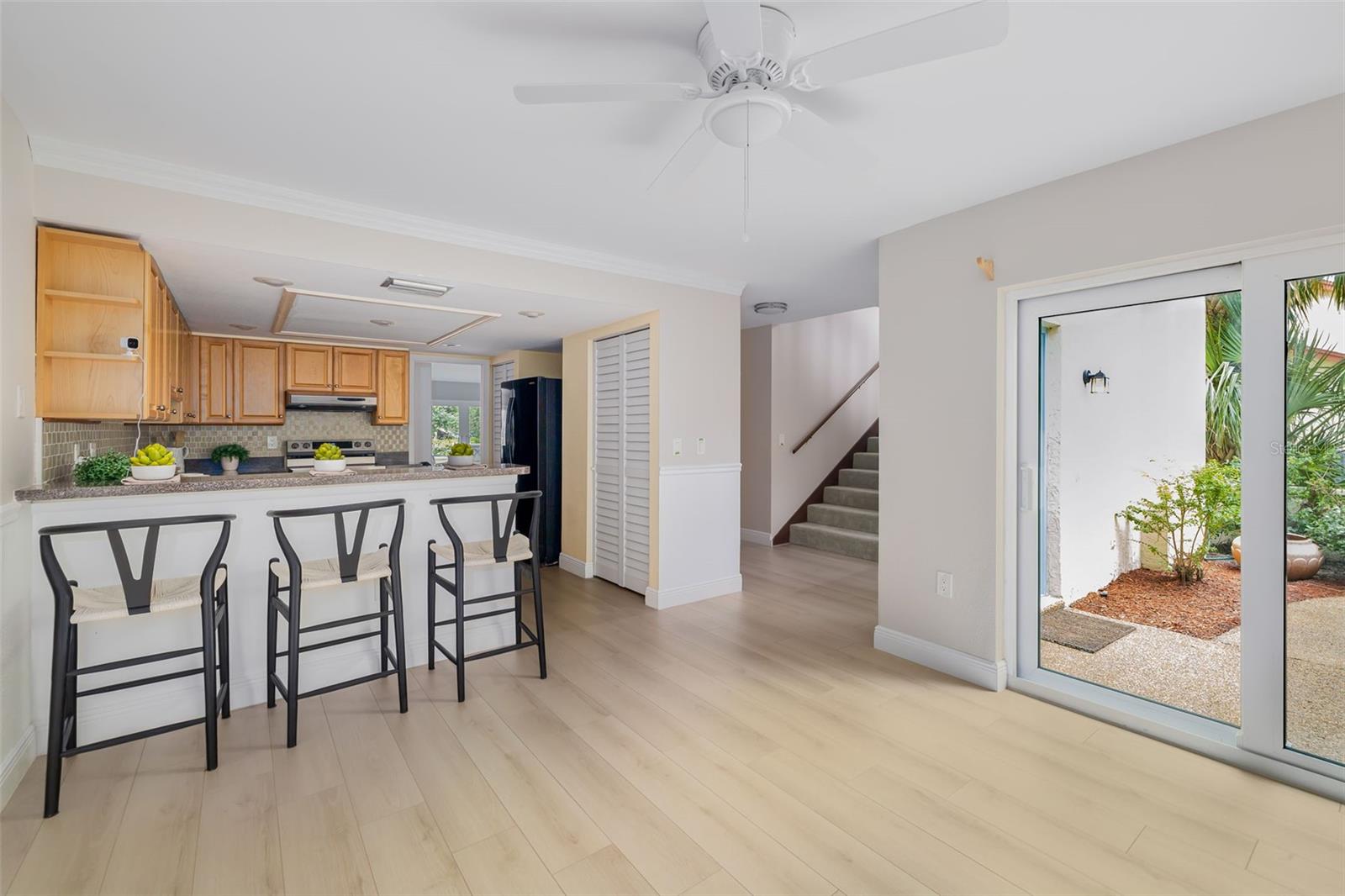 Photo 5 of 6012 COURTSIDE DR #1