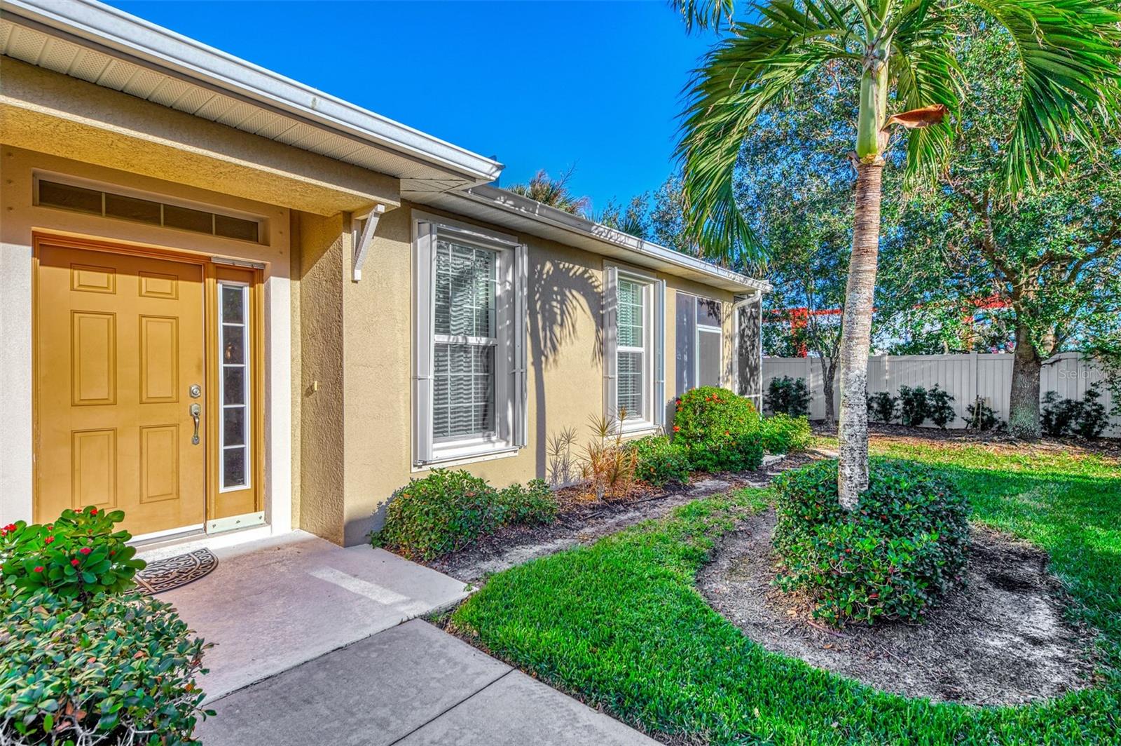Photo 2 of 2520 TERRACINA DR