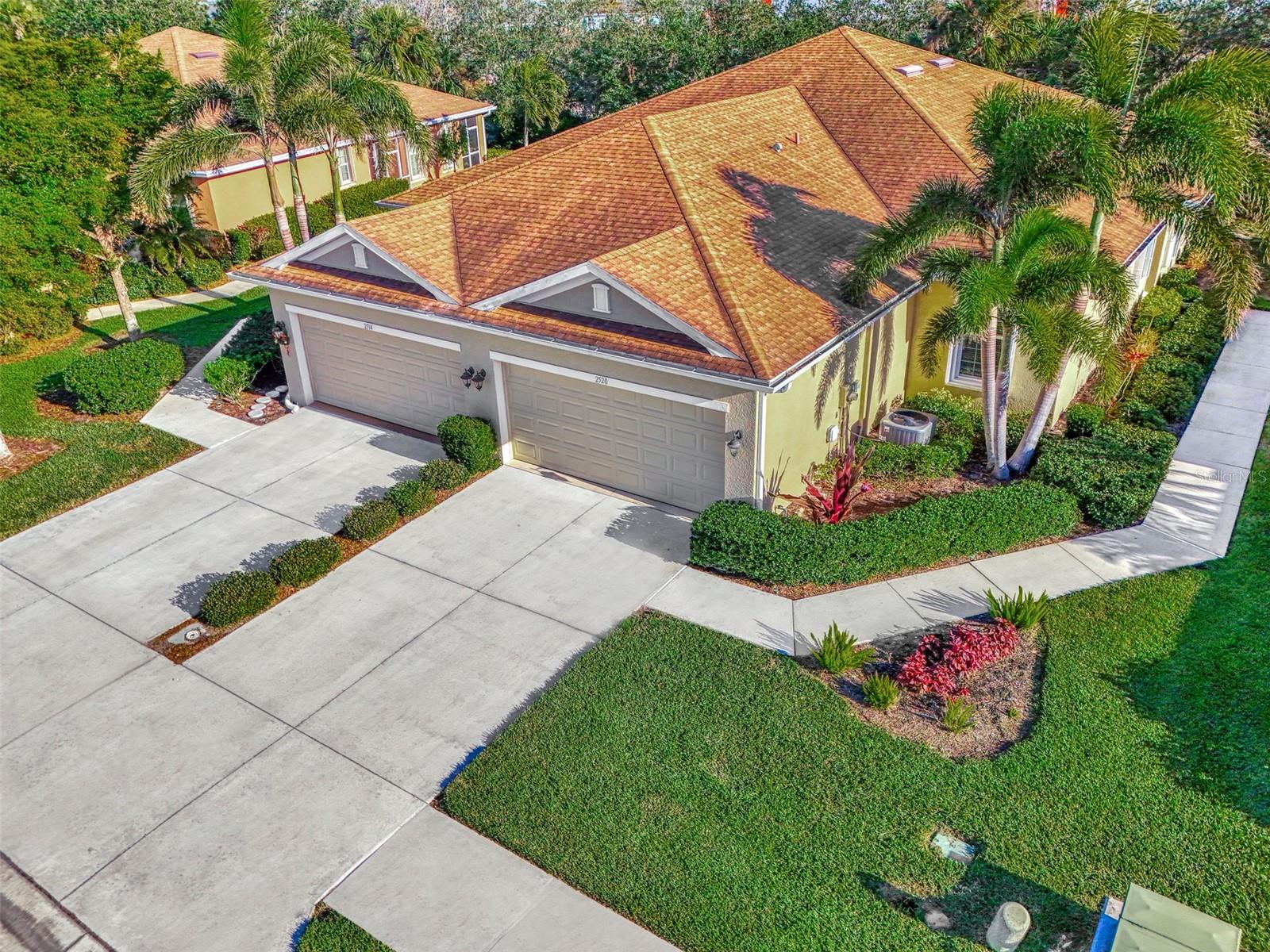 Photo 3 of 2520 TERRACINA DR