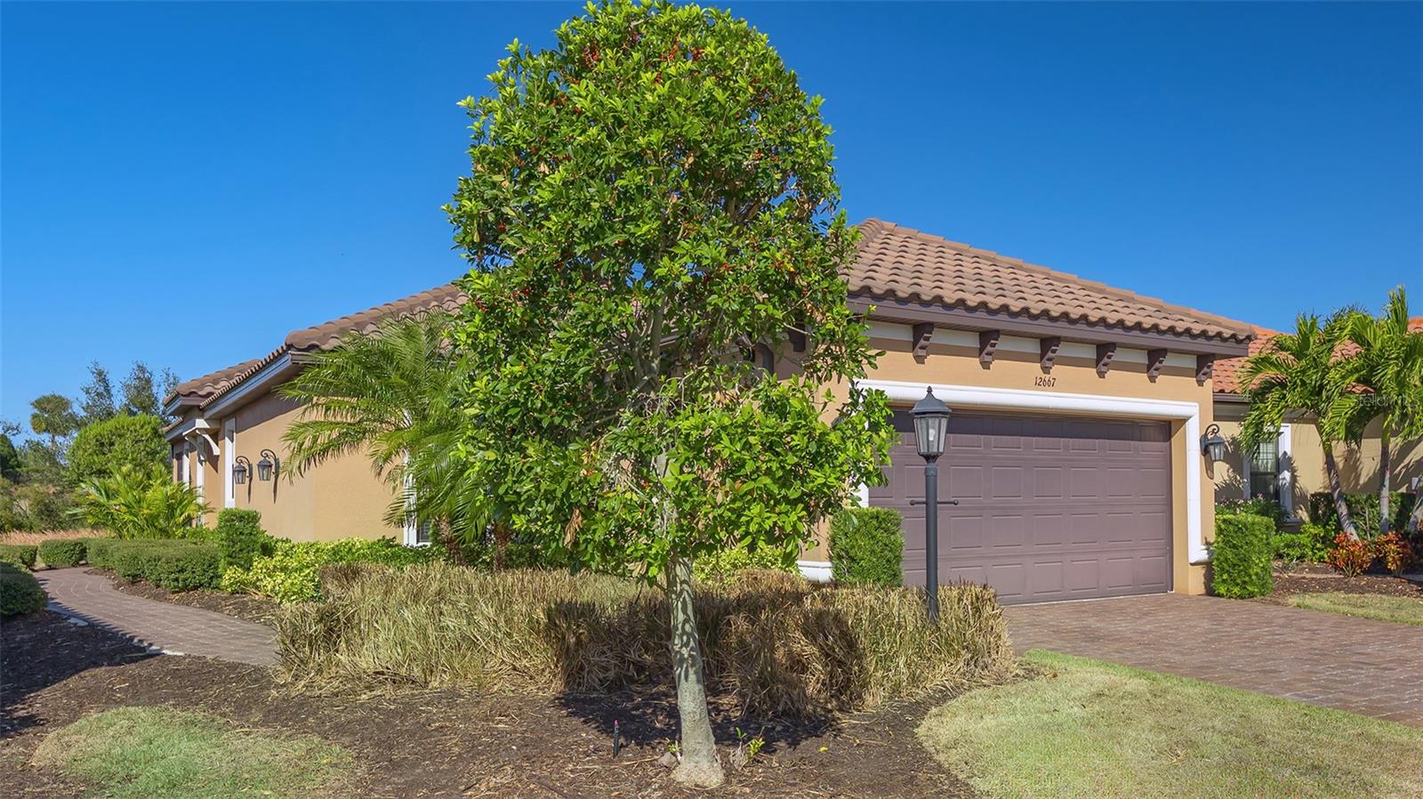 Photo 4 of 12667 SORRENTO WAY