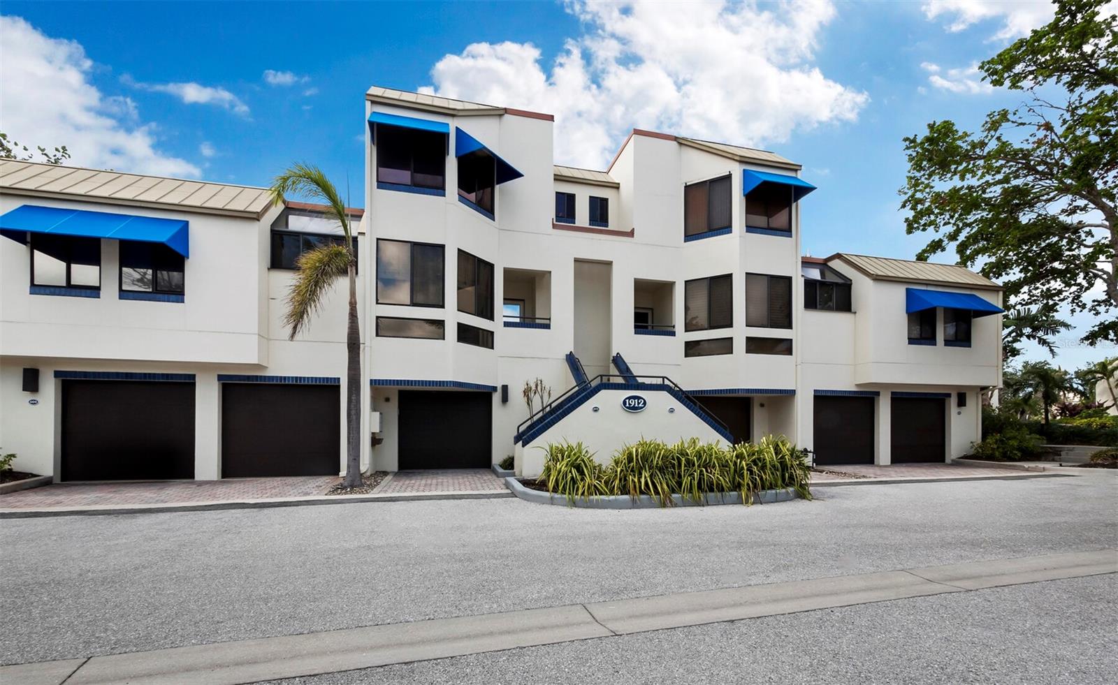 Photo of 1912 HARBOURSIDE DR #603