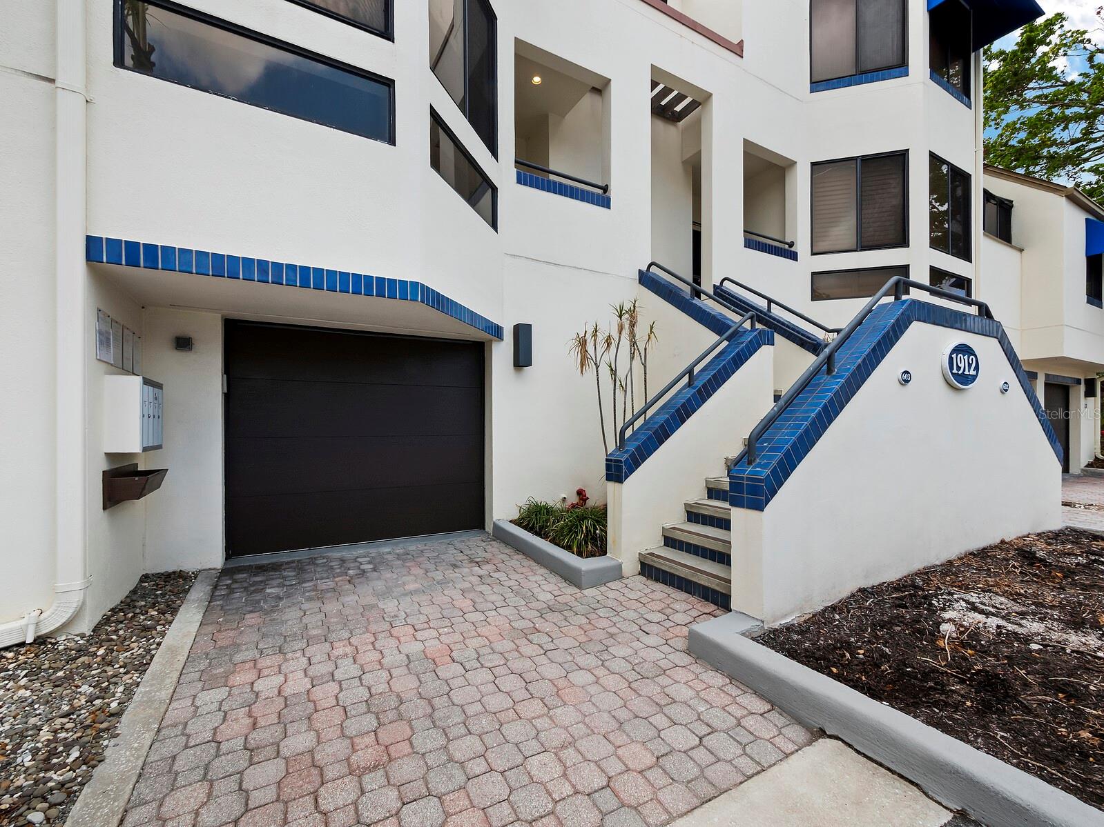 Photo 2 of 1912 HARBOURSIDE DR #603