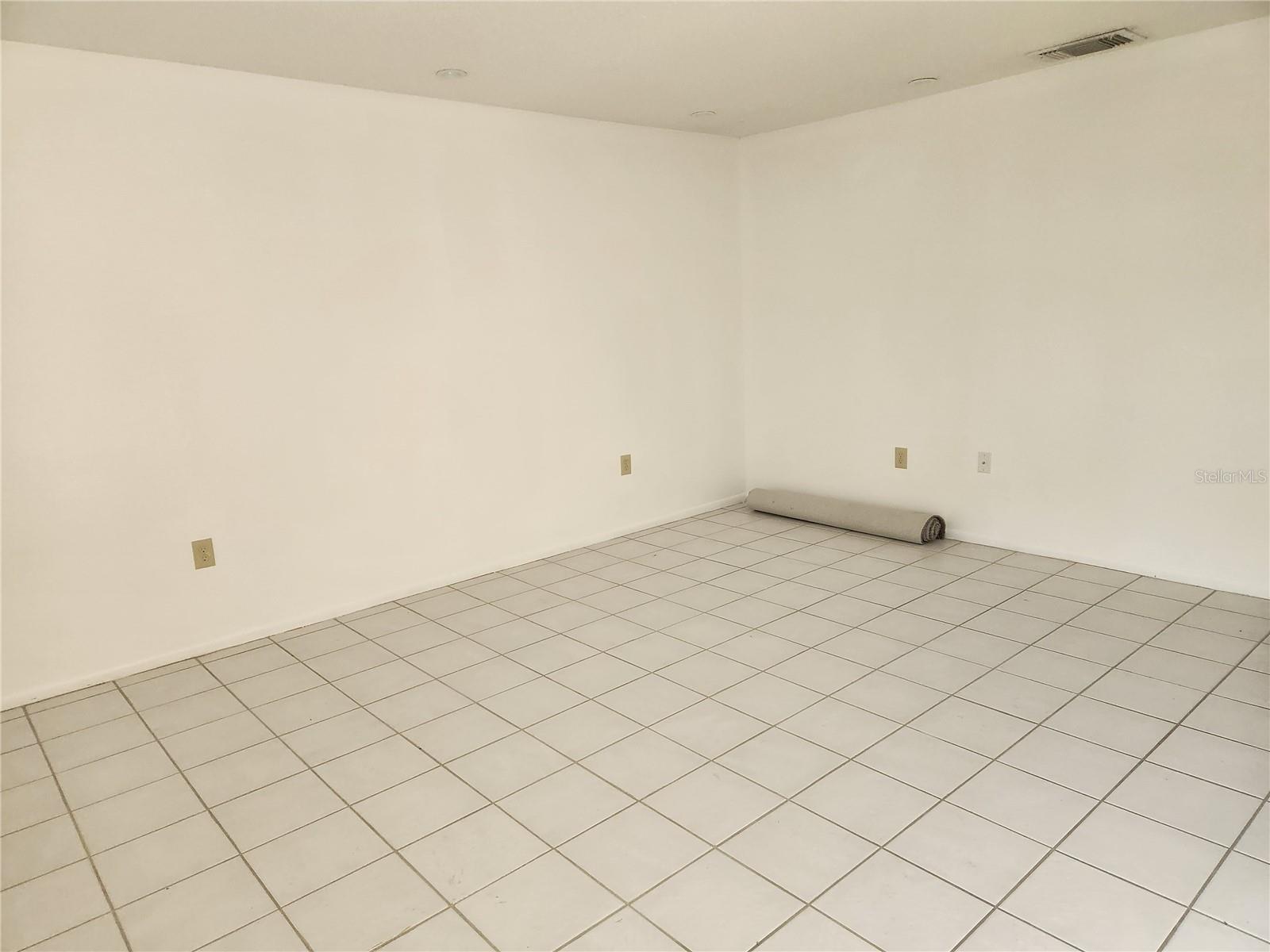 Photo 6 of 749 N JEFFERSON AVE #749