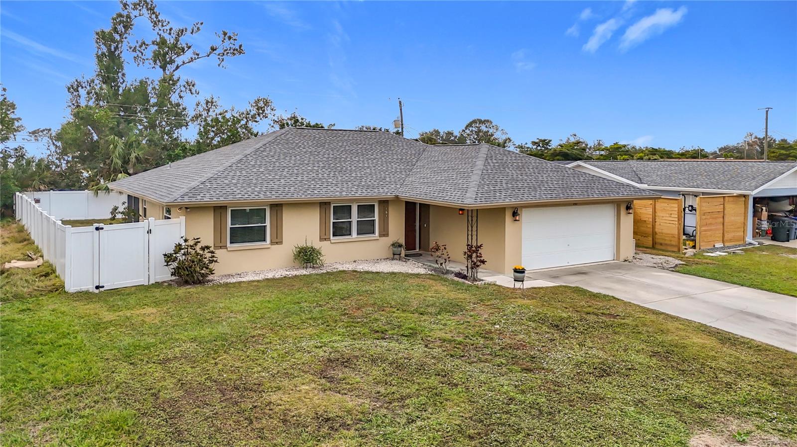 Photo of 161 SANDHURST DR