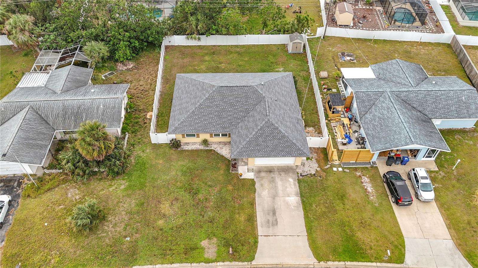 Photo 5 of 161 SANDHURST DR