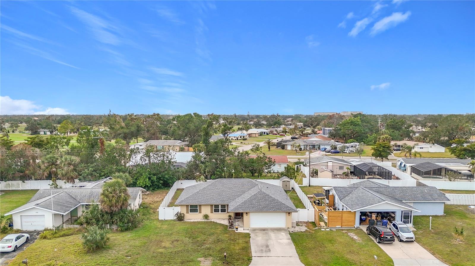 Photo 7 of 161 SANDHURST DR