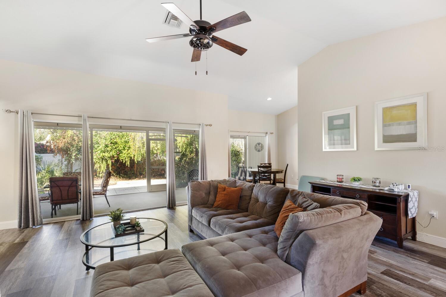 Photo 2 of 4498 DIAMOND CIR E