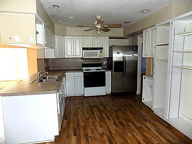 Photo 3 of 4712 SEVILLE DR